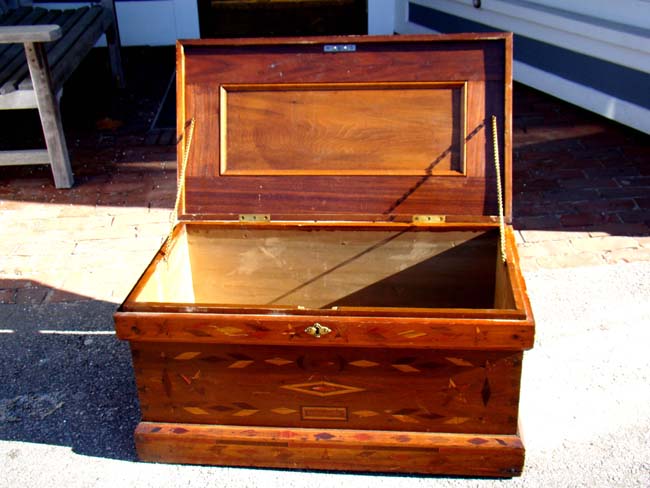A late 19th century Antique Chest with wonderful exotic wood inlays circa 1880-1900 — image 5
